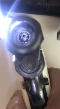 Buenas pongo a la venta un pedazo de la artesanía de armeros Españoles. Primer modelo de llama especial 10