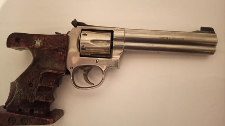 Buenas.

Lo dicho, busco información del SMITH&WESSON M686 TARGET de 6" del 38Spl.

Fue un revolver 32