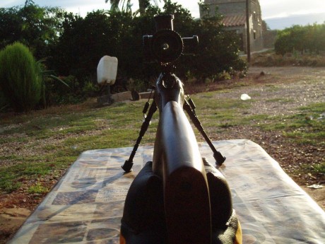 Hola a todos!!!! 
Alguien tiene o ha tenido alguna de estas carabinas rusas??? me refiero a la 78-04 de 42