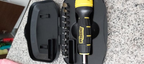 Buenas noches,

Vendo destornillador dinamometrico digital wheeler. Es el gordo pero digital, se configura 01