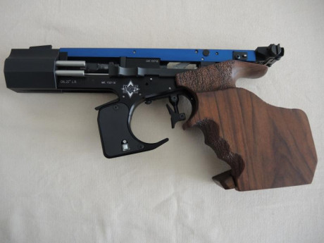 Match Gun MG2 Electrónica calibre .22 LR
Empuñadura talla M
En perfecto estado; sin el más mínimo golpe 00
