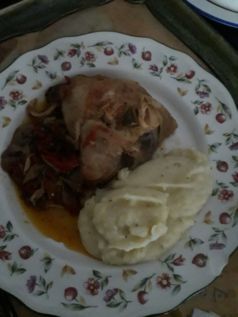 Hoy para comer acelgas hervidas y chuletón de vaca gallega vieja con seis semanas de maduración en cámara 80