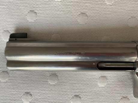 Buenas.

Lo dicho, busco información del SMITH&WESSON M686 TARGET de 6" del 38Spl.

Fue un revolver 120