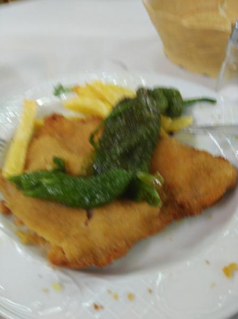 Hoy para comer acelgas hervidas y chuletón de vaca gallega vieja con seis semanas de maduración en cámara 140