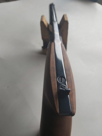 Hola a todos.
Un amigo vende pistola Underhamner de ARDESA. SOLO ESTRENADA.  En estado Impoluto. 
El arma 12