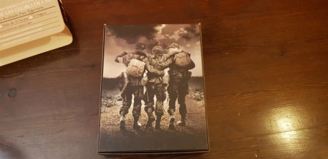 Vendo por 50 eur portes a convenir
Perfecto estado , coleccion completa 6 dvds impolutos 
Embalaje original 02