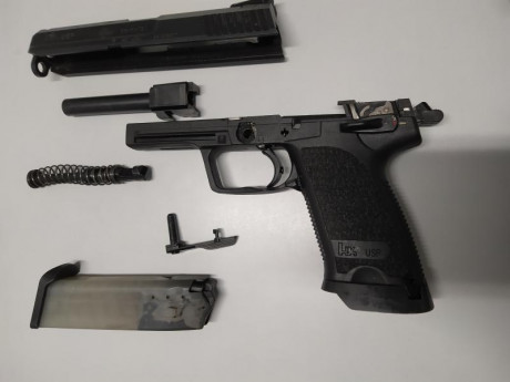 Un compañero de Club por abandono del tiro vende su H&K modelo USP SPORT, con alza regulable en altura 92