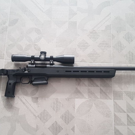 Vendo Visor de la prestigiosa marca Smith and Bender de 10×42, retícula mil dot,  muy luminoso,  tiene 00