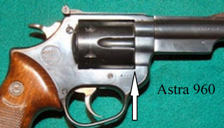 Buenas tengo un revolver Astra 960 calibre 38 mod ctg .
me ha dado por probar a meterle un cartucho del 60