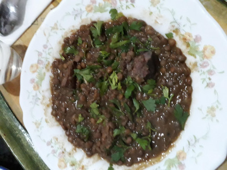 Hoy para comer acelgas hervidas y chuletón de vaca gallega vieja con seis semanas de maduración en cámara 100
