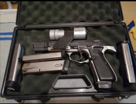 vendo mi pistola Llama M87 preparada para open, con 5 cargadores funda y porta cargadores. 400€ envío 00