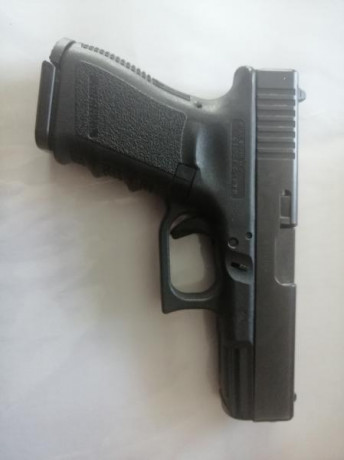 SE VENDE GLOCK 19 3a GENERACIÓN CON 1 CARGADOR , SU CAJA ORIGINAL , MANUAL ETC.
EL ARMA SIEMPRE GUIADA 00