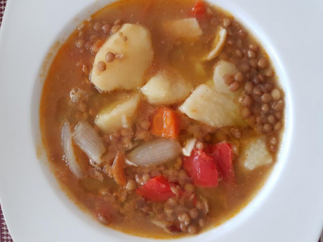 Hoy para comer acelgas hervidas y chuletón de vaca gallega vieja con seis semanas de maduración en cámara 150