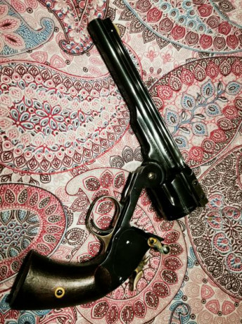 !!! CONSEGUIDO!! Y!!! COMPRADO!!! Hola busco revolver Schofield 44-40 o 45 para inscribir en libro de 00