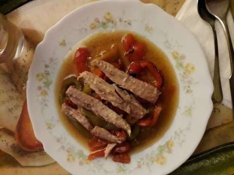 Hoy para comer acelgas hervidas y chuletón de vaca gallega vieja con seis semanas de maduración en cámara 80