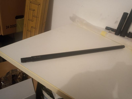 Vendo cañon de una Lobo Hound en 6,35 . Es el de 42 cm de largo .
Lo vendo porque lo e cambiado por el 01