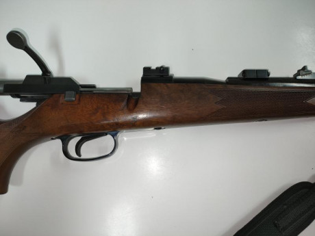 Buenas.
Vendo Mauser 66 M , el monogatillo con el pelo en la garganta, en calibre 30,06 con monturas COMPLETAS 11