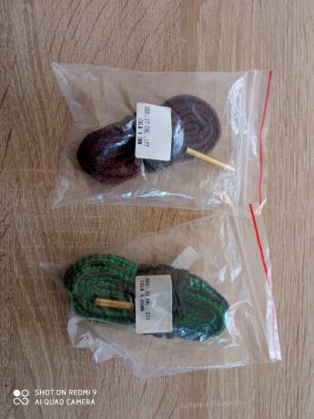 Vendo dos cordones para limpiar cañones.
· 1 del .22".
· 1 del 4,5mm.

Están sin usarse.
10€ la unidad.
Se 00