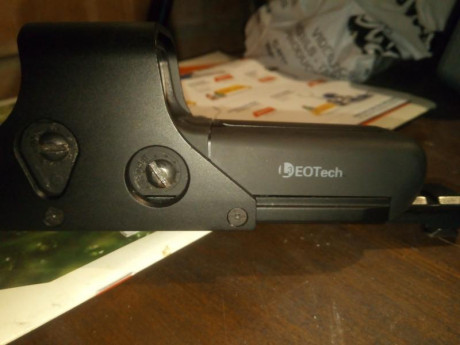 hola, hace poco compro de segunda mano un holografico eotech,, supuestamente es original, eso me recarco 10