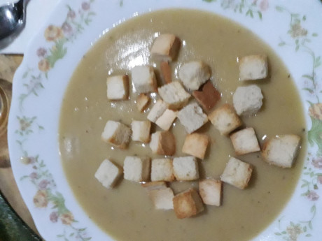 Hoy para comer acelgas hervidas y chuletón de vaca gallega vieja con seis semanas de maduración en cámara 11