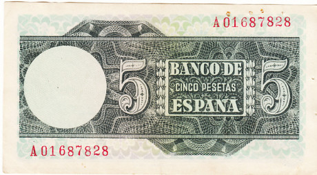  EN RECUERDO Y HOMENAJE A LOS QUE YA NO ESTÁN. 

Si pones en  GOOGLE    PASAPORTES EN LA MEMORIA   da 131