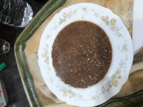 Hoy para comer acelgas hervidas y chuletón de vaca gallega vieja con seis semanas de maduración en cámara 20