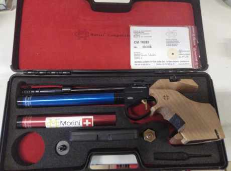 Vendo pistola de aire comprimido Morini modelo 162ei en perfecto estado, tanto de funcionamiento como 02