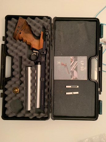 Buenas noches, Un compañero del club vende LP 50 talla M,en muy buen estado reparada y repasada por Ibergrips 10