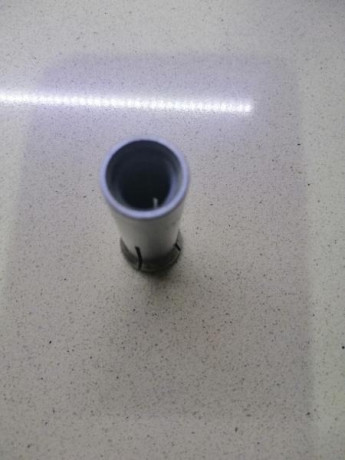 Vendo 1 desmontador de balas del calibre .30 ( 7,65 ) marca RCBS. 
No se incluye el die donde vá roscado 00