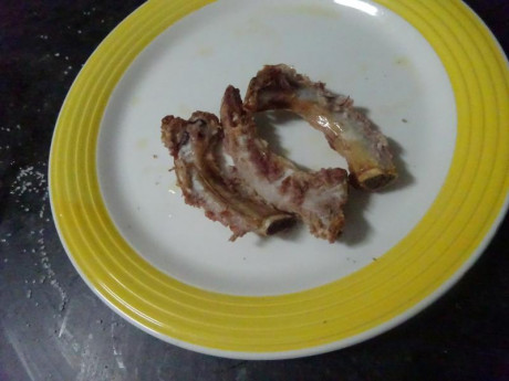 Hoy para comer acelgas hervidas y chuletón de vaca gallega vieja con seis semanas de maduración en cámara 92