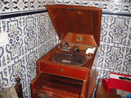 Holitas. Os pongo algunas fotejos de cosejas de mi abuelo y padre que creo que merecen la pena. La enorrrrrrrme 20