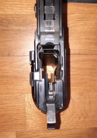 Vendo una SIG SAUER P228 de 9mm PB, en muy buen estado, todo funcionando como un reloj. Solo tiene pérdida 11