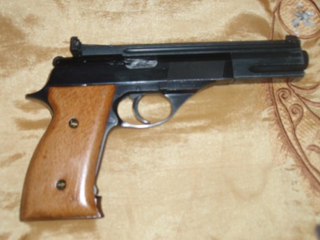 Hola,he abierto este hilo para que todos aquellos que tengais armas Españolas,podais lucirlas aqui con 30