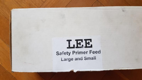 Aprovechando el relax de estos días andamos rebuscando por los cajones, a ver qué podemos liquidar, aunque 30