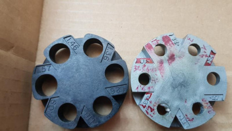 Aprovechando el relax de estos días andamos rebuscando por los cajones, a ver qué podemos liquidar, aunque 62