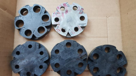 Aprovechando el relax de estos días andamos rebuscando por los cajones, a ver qué podemos liquidar, aunque 60