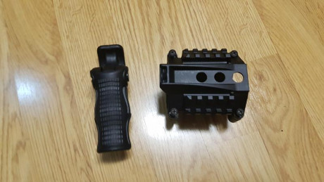 Seguimos vaciando cajones.

1. Culata telescópica para AR15/M16 marca Sabre, mil-spec, con tubo. 50€

2. 22