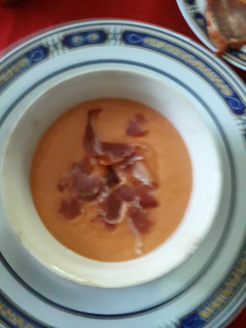 Hoy para comer acelgas hervidas y chuletón de vaca gallega vieja con seis semanas de maduración en cámara 91