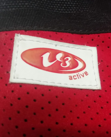 VENDO chaqueta para tiro con arma larga, alemana , confección textil. Talla grande, pone Men 32, que es 01