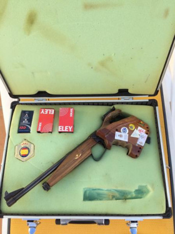 Buenos días, por dejar las modalidades deportivas y haberme pasado a Armas Históricas completamente, vendo 02