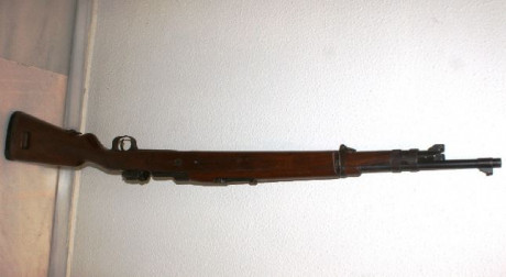 Mosquetón Mauser Fábrica la Coruña 1957 (308/7,62) restaurado con culata acolchada.

Procedencia Militar 02