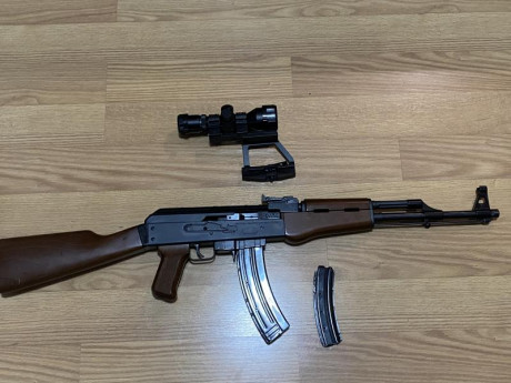  Vendo AK 47 calibre 22. Marca Alder Jager modelo AP80. 

La mejor copia del AK 47 en calibre 22, la más 52
