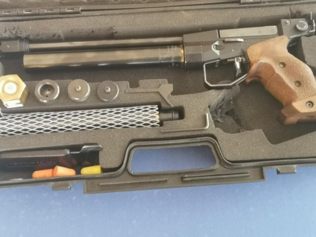 Vendo esta extraordinaria pistola de CO2 de competicion olímpica. Se trata del tercer modelo, mejorando 00