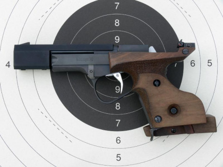 Buenas tardes compañeros!!!! Busco repuestos de esta maravillosa pistola Unique des 69U, para tirar en 00