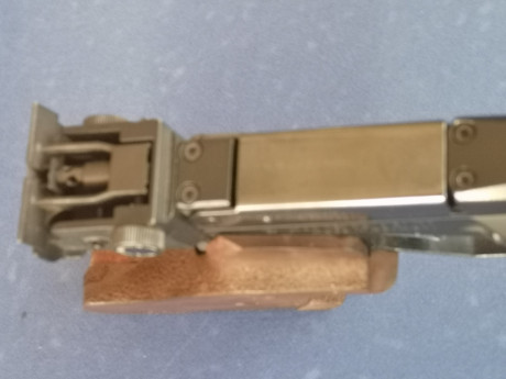 Vendo esta extraordinaria pistola de CO2 de competicion olímpica. Se trata del tercer modelo, mejorando 42