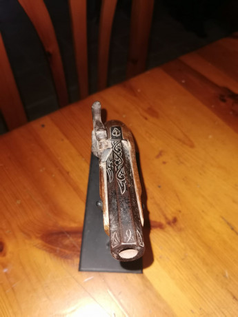 Hola, a aparecido en casa de un conocido la típica pistola que nadie recuerda de donde salió y me preguntaba 11