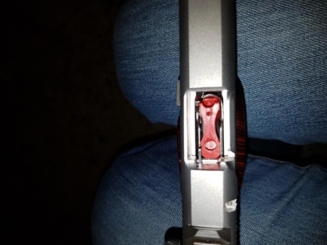 Vendo Pistola Smith Wesson 952-2, 6" Inox. calibre 9mm en perfecto estado. El arma lleva todo lo 32