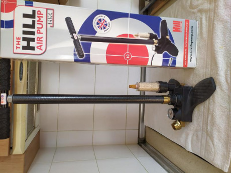 La comprado en Ibergrips hace 4 anos y la utilizado 3 veces. Cargo los cartuchos en el club y la tenido 02