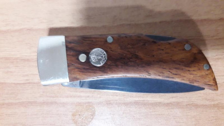 Venta está boker pocket palisander con cachas de madera palisander , nueva . Esta en Valencia. 60€ más 02