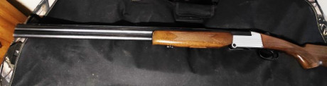 Se vende escopeta calibre 20. Marca Inverstan. 71 cm de cañón. Choques 3 y 1 estrella. Extractora. No 02